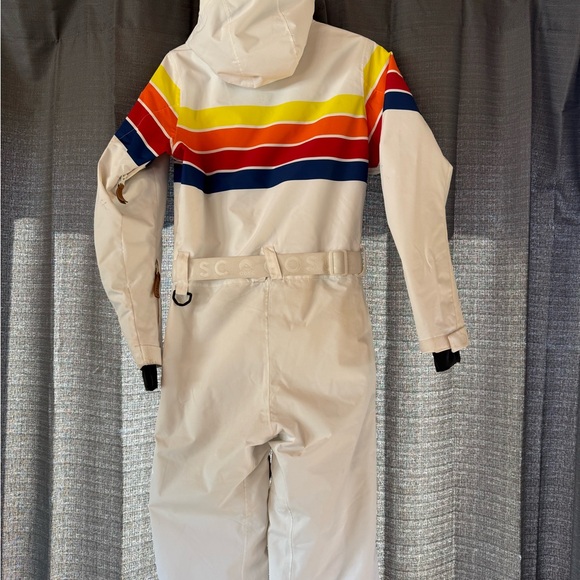 Women's Belted White Retro Rainbow Stripe Ski and Snow Suit XS - OOSC - Picture 13 of 13